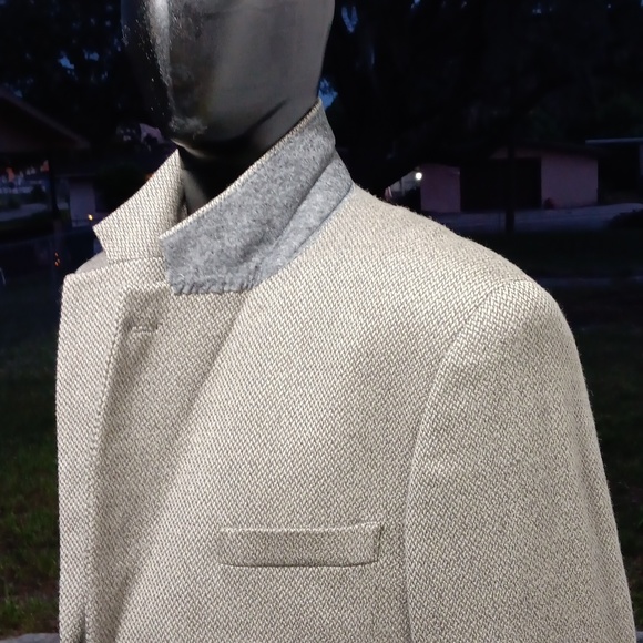 BILTMORE MEN'S GENOVA MEN'S (2) BUTTON LUXURY BLAZER - Picture 14 of 17